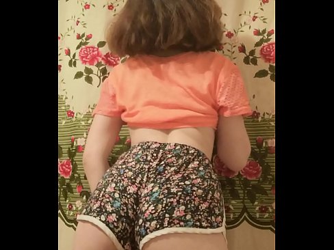 ❤️ Seksīga jauna skaistule izģērbjas no šortiem kamerā ❤️ Porno pie mums lv.basseyn-vsem.ru ❌❤